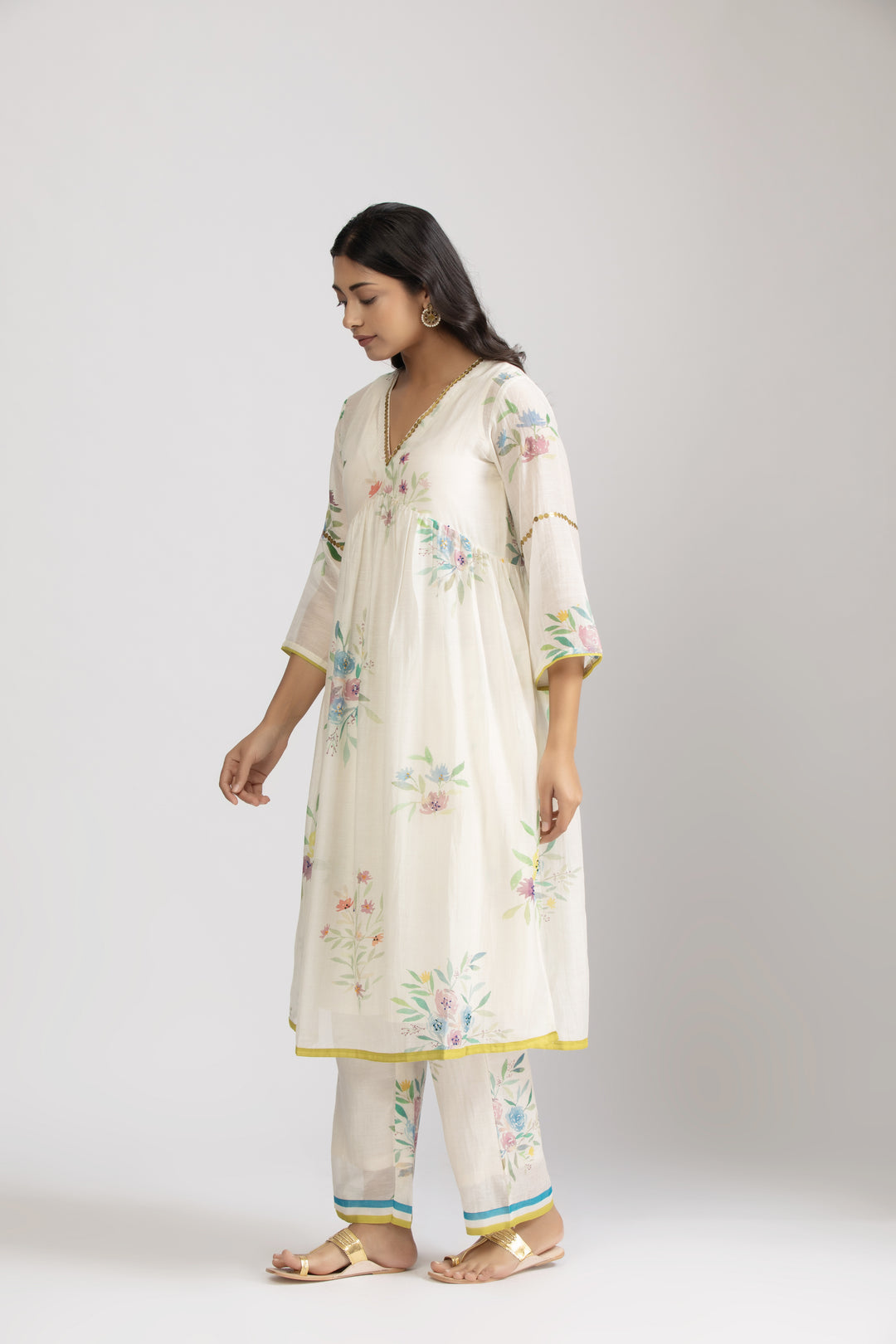 Kuvi Silk Chanderi Kurta Set