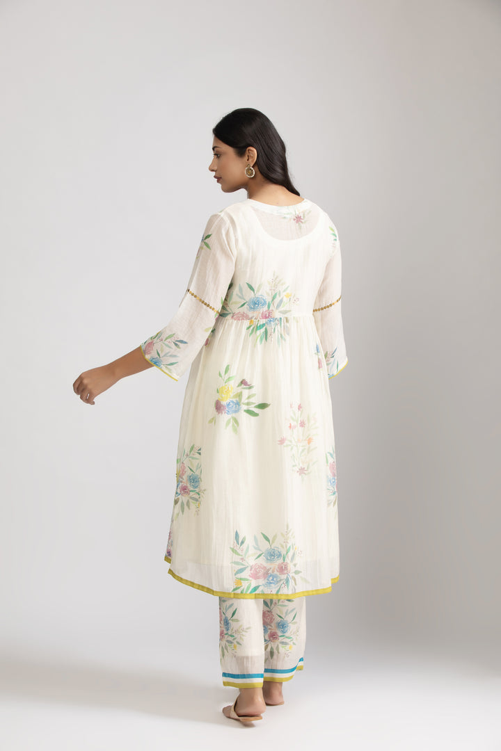 Kuvi Silk Chanderi Kurta Set