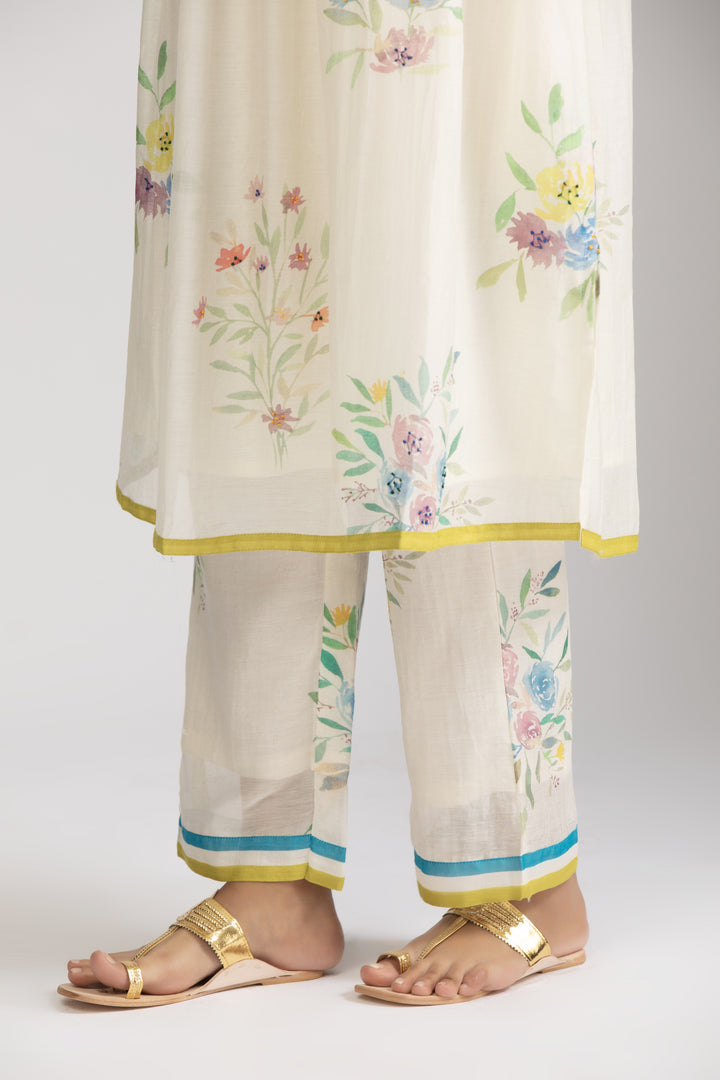 Kuvi Silk Chanderi Kurta Set