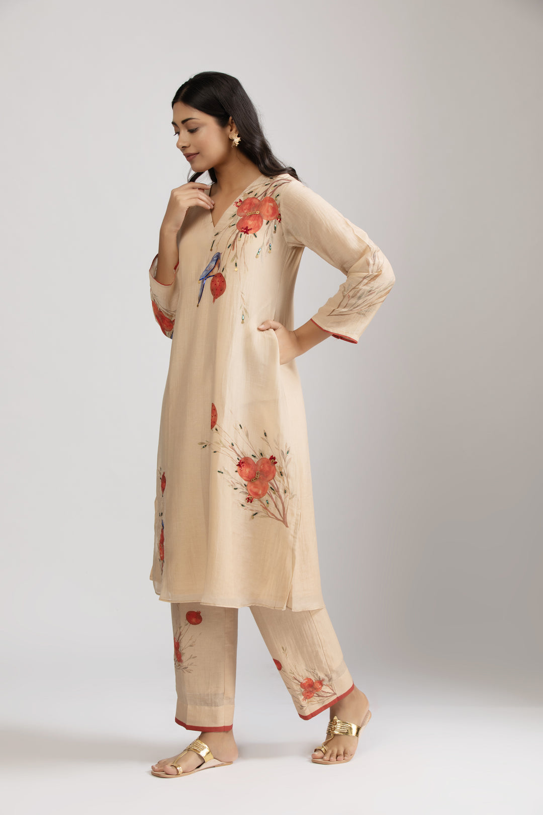 Tsubaki Anaar Embellished Kurta Set