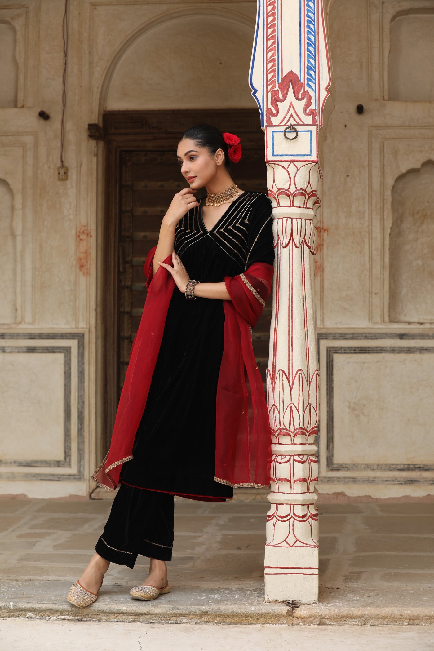 Black Hand Embroidered Velvet Kurta Set (Set of 2)