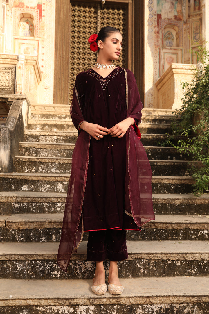 Burgundy Side Gathered Hand Embroidered Velvet Kurta Set (Set of 2)