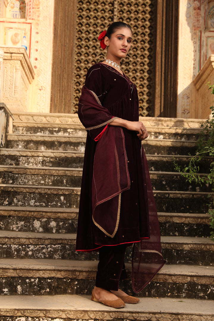 Burgundy Side Gathered Hand Embroidered Velvet Kurta Set (Set of 2)