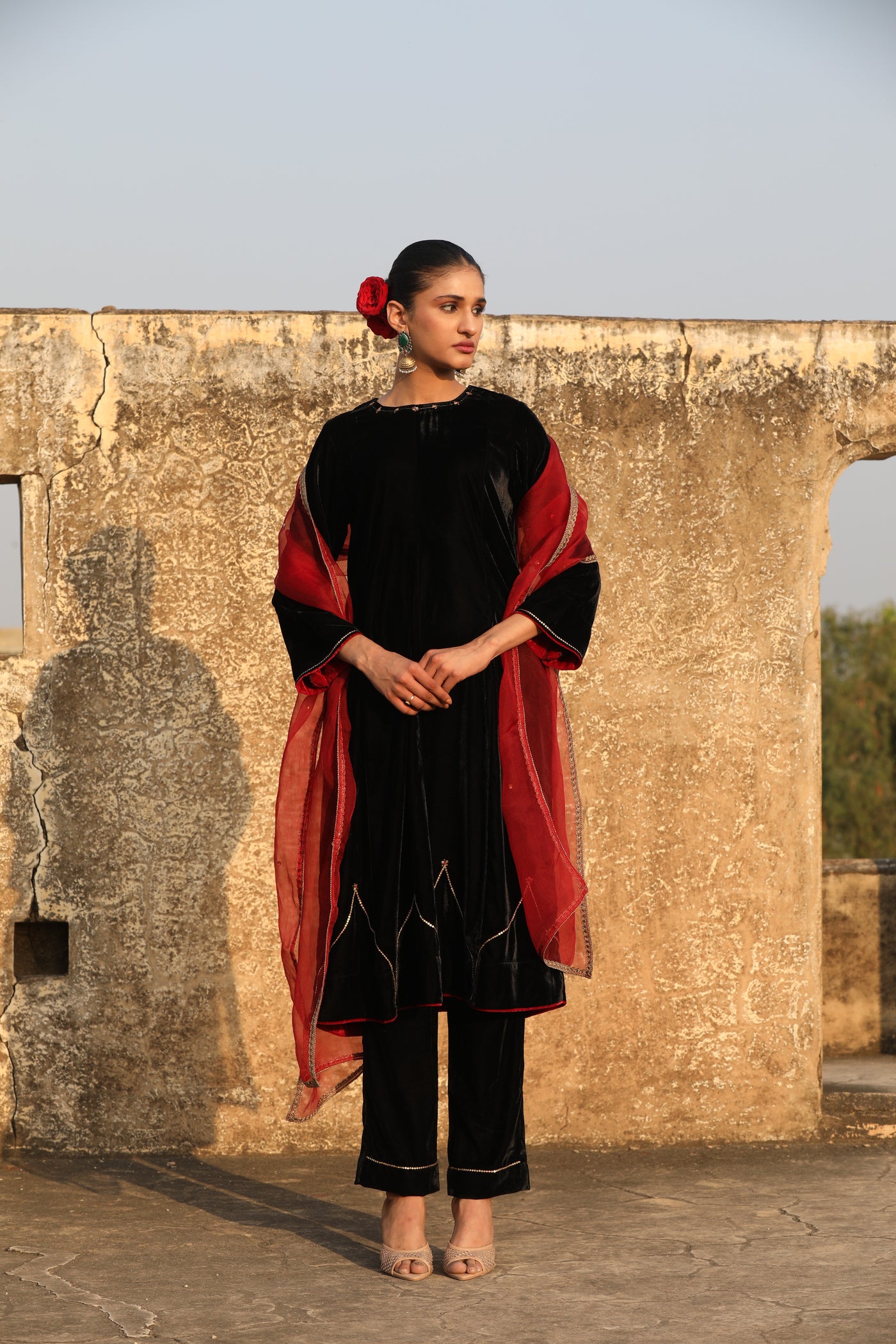 Black Velvet Anarkali Sitara Work Kurta Set (Set of 2)