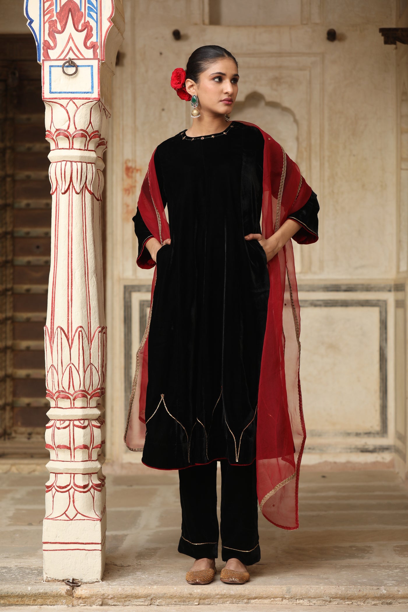 Black Velvet Anarkali Sitara Work Kurta Set (Set of 2)