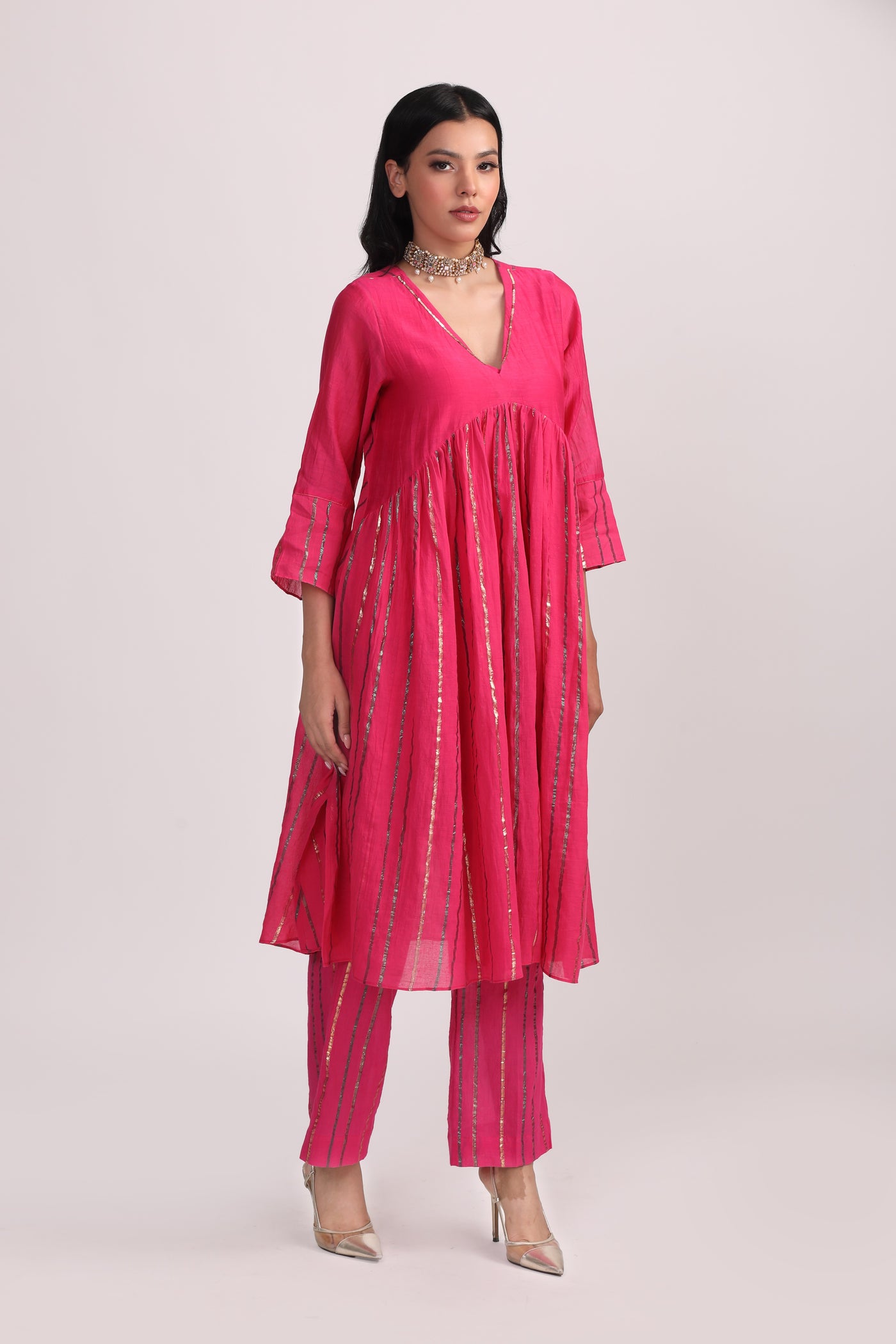 Pink Cotton Lurex Hand Embroidered Kurta Set- Set of 2