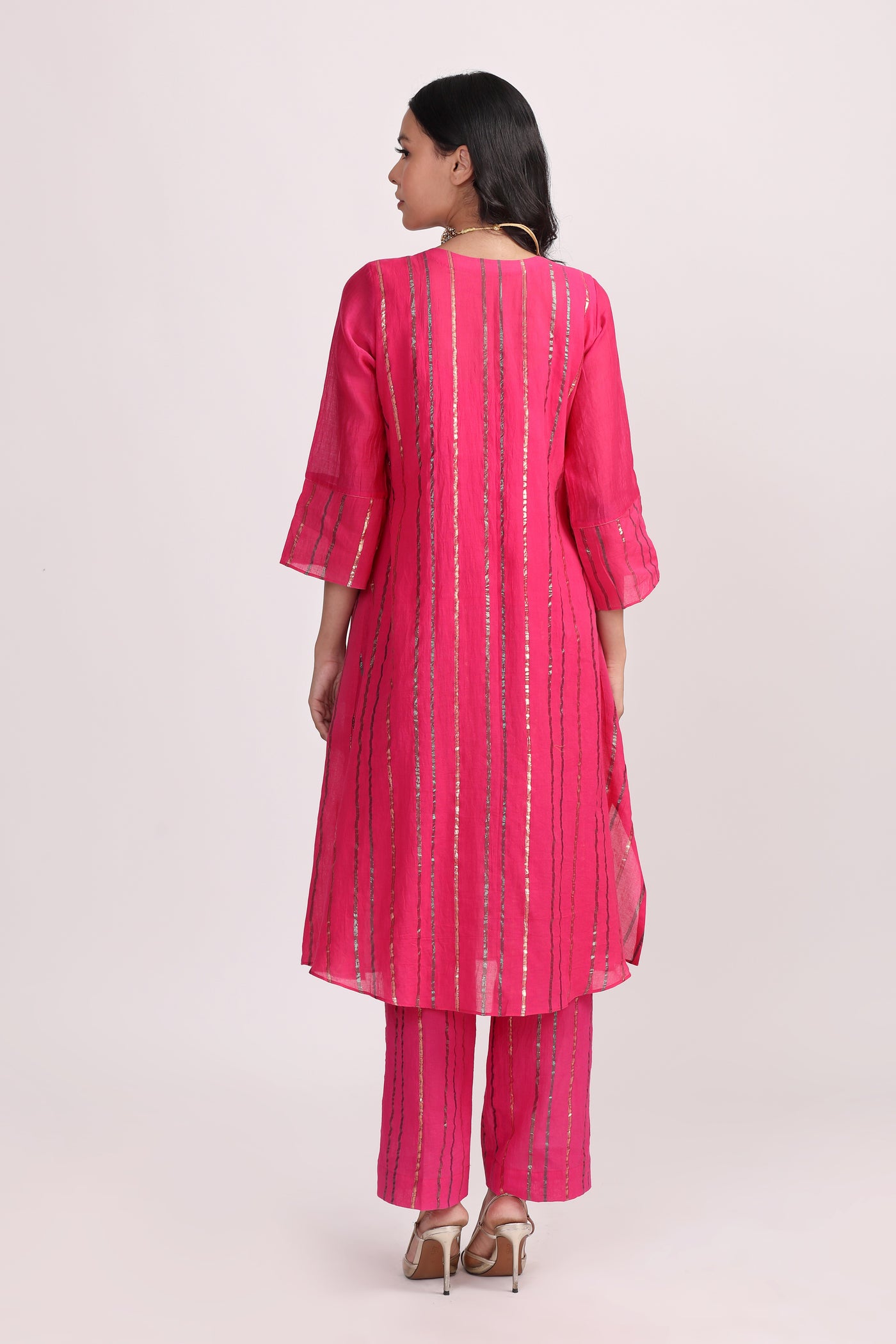 Pink Cotton Lurex Hand Embroidered Kurta Set- Set of 2