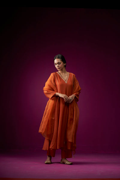 Mehroomi Mukaish Organza Kajri Odhani
