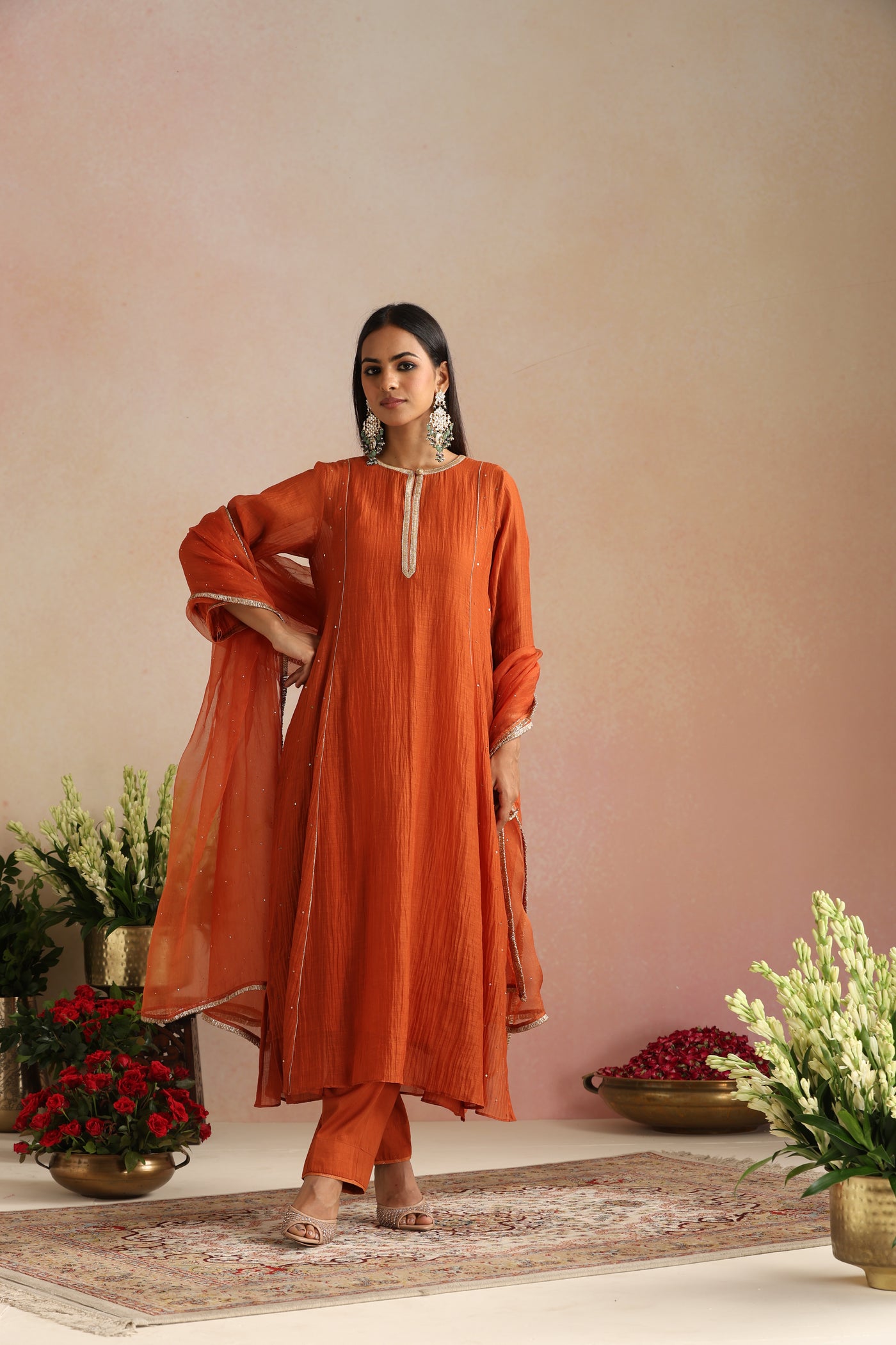 Janaki Ishq Mukaish Organza Odhani