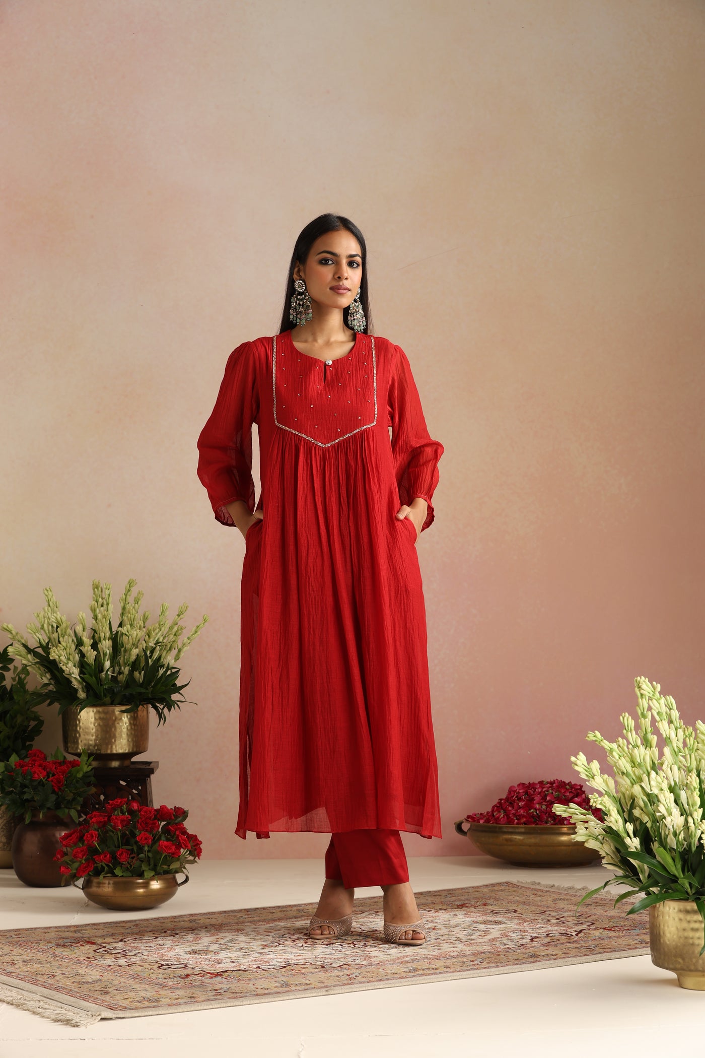 Surkh Ishq Kurta Set - Set of 3