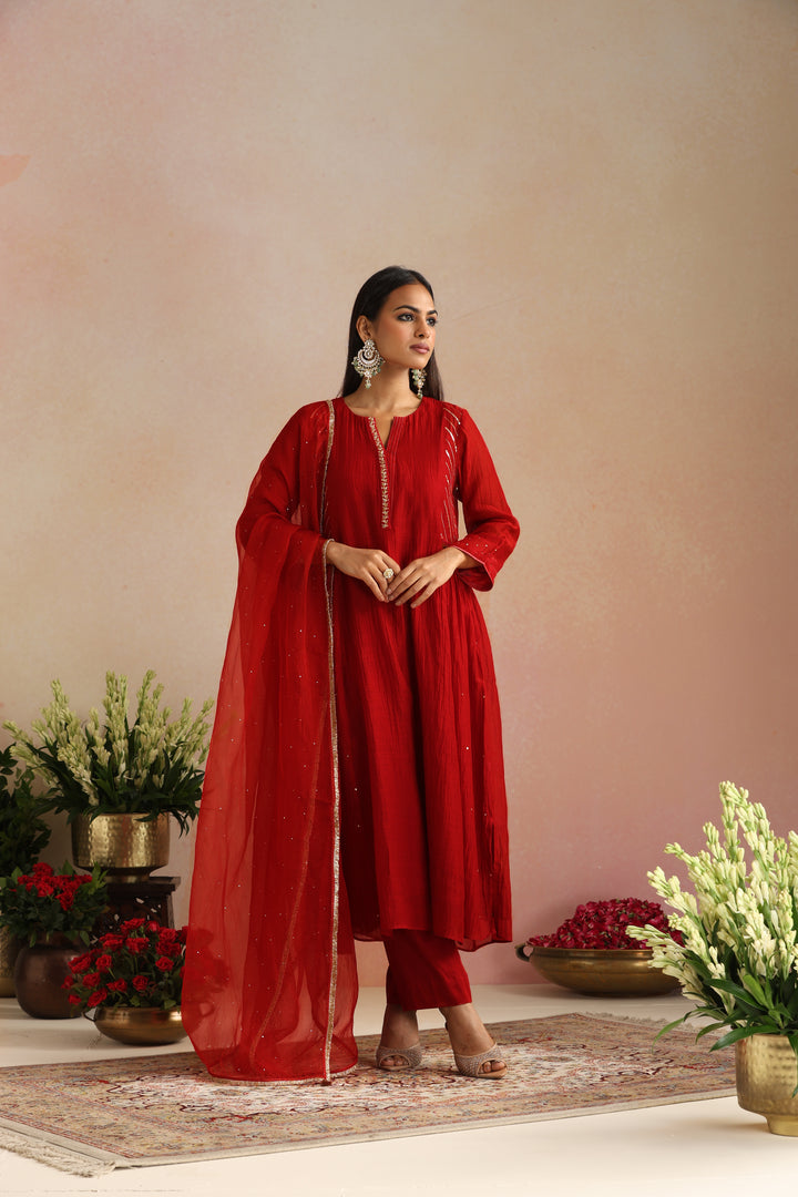 Alta Sitara Ishq Kurta Set