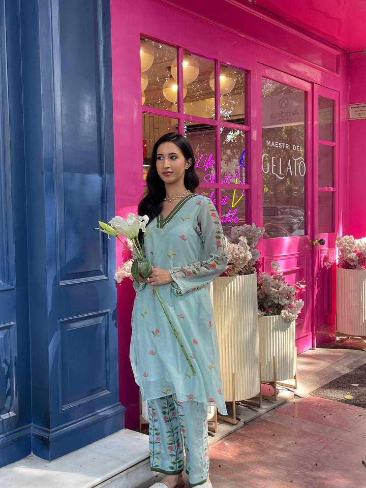 PEONY ICE BLUE V-NECK PRINTED COORD SET