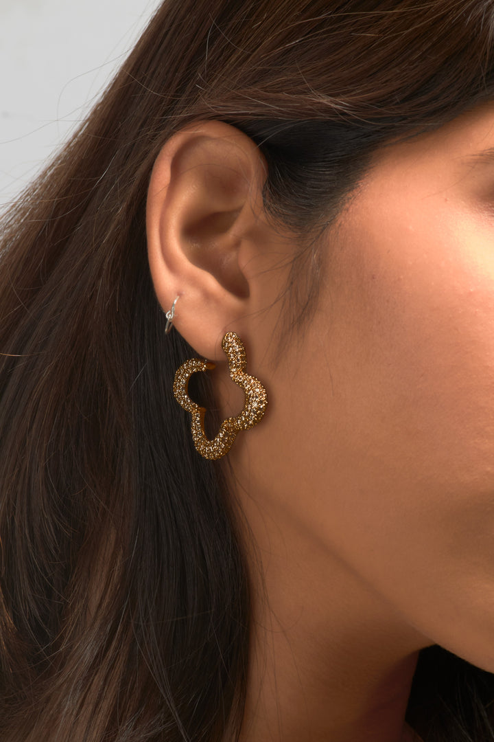 Mini Bella hoop earrings in gold
