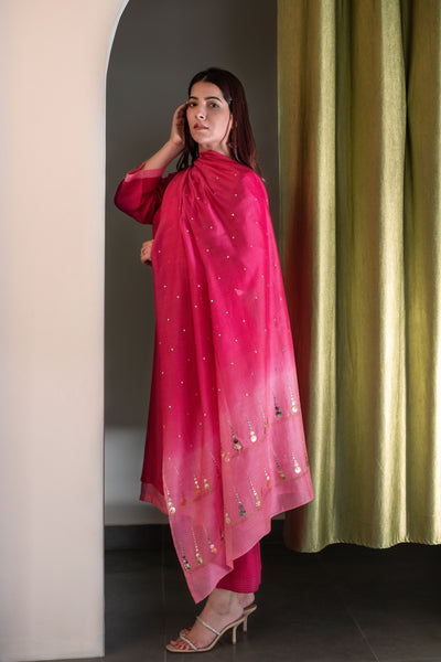 Pink dual shade muslin kurta set