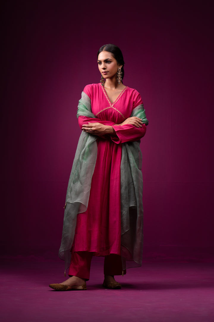 Ruhaani Pink Hand Embroidered Kajri Kurta Set - Set of 2