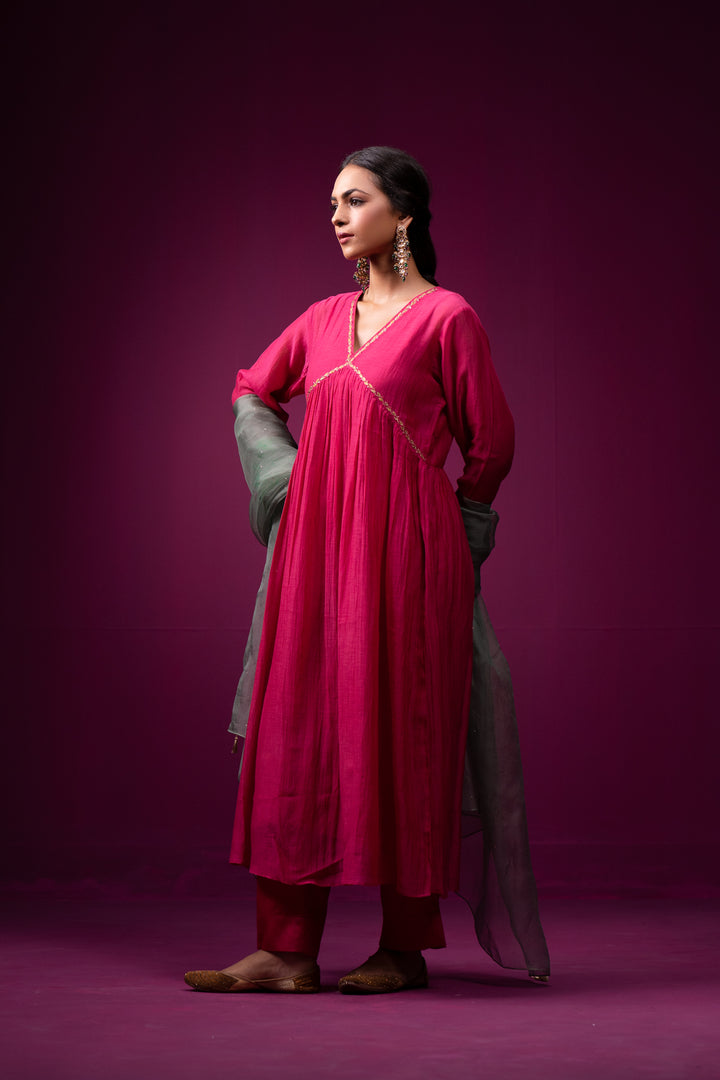 Ruhaani Pink Hand Embroidered Kajri Kurta Set - Set of 2