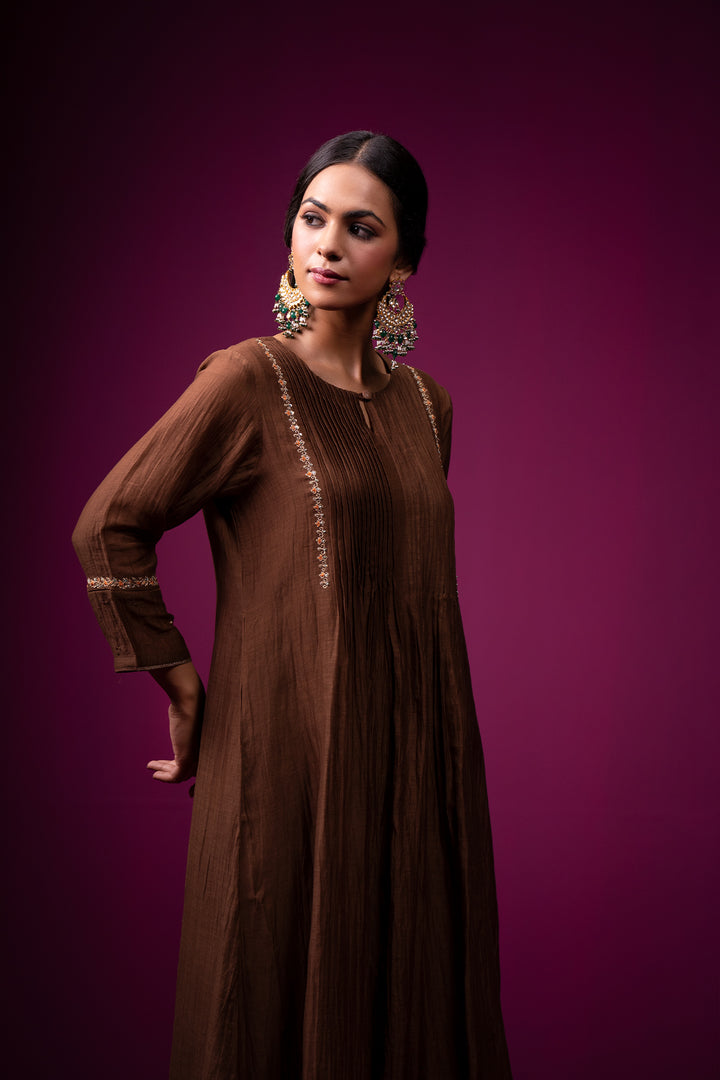 Khwaab Front Gather Hand Embrodeired Kajri kurta set- Set of 2