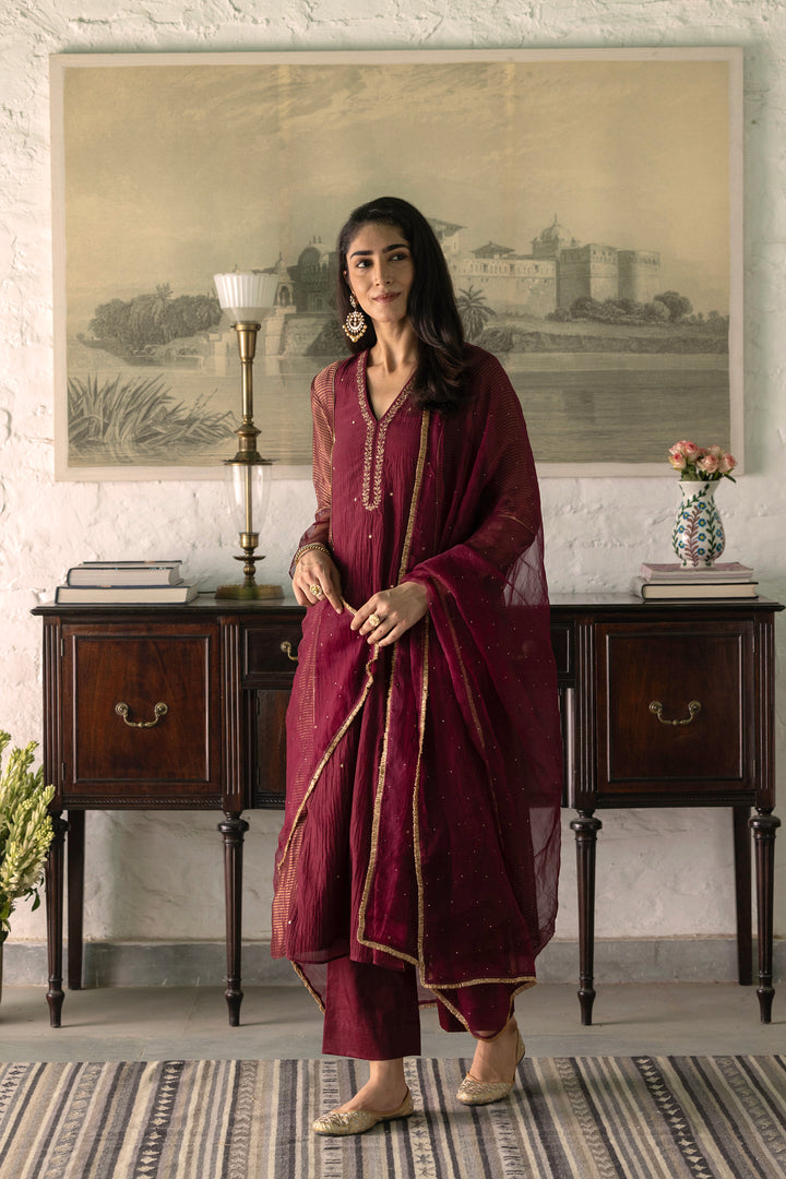 Shruti Leela Kurta Set