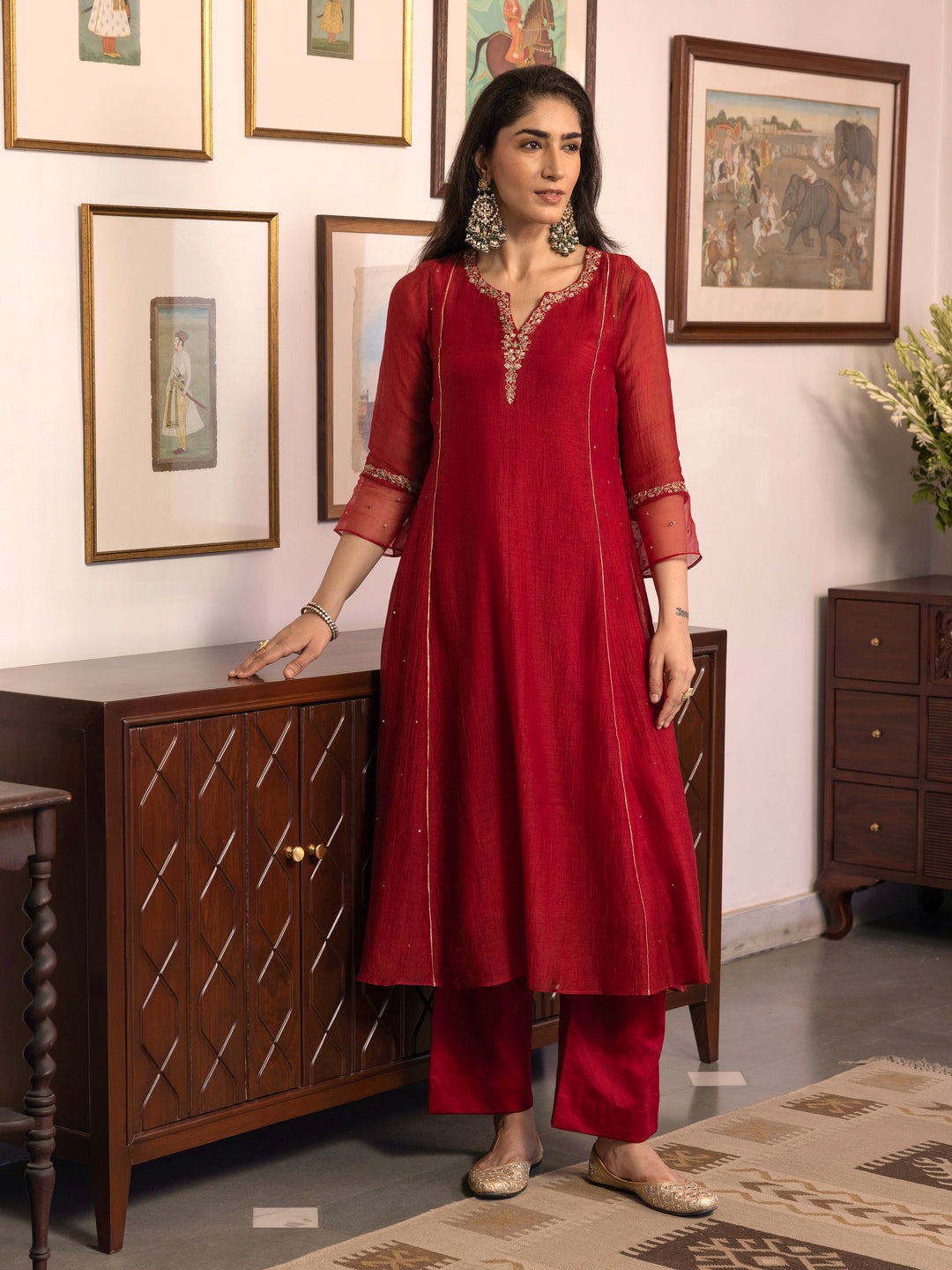 Bindiya Dastaan Kurta Set
