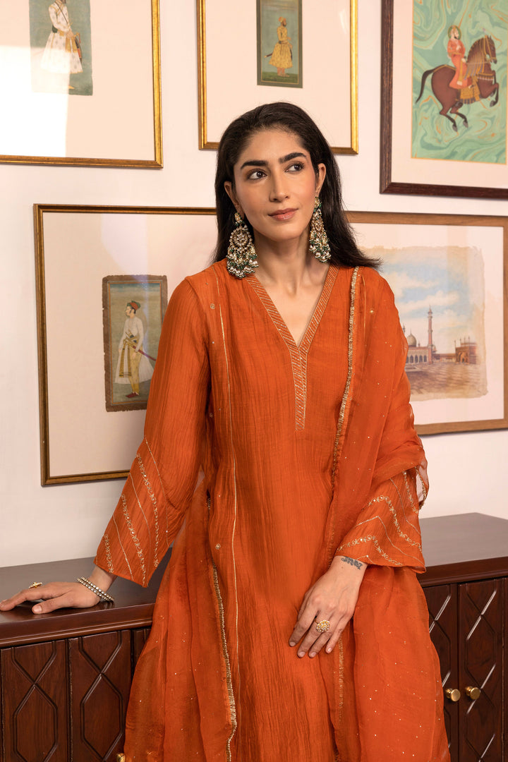 Nargis Dastaan Kurta Set