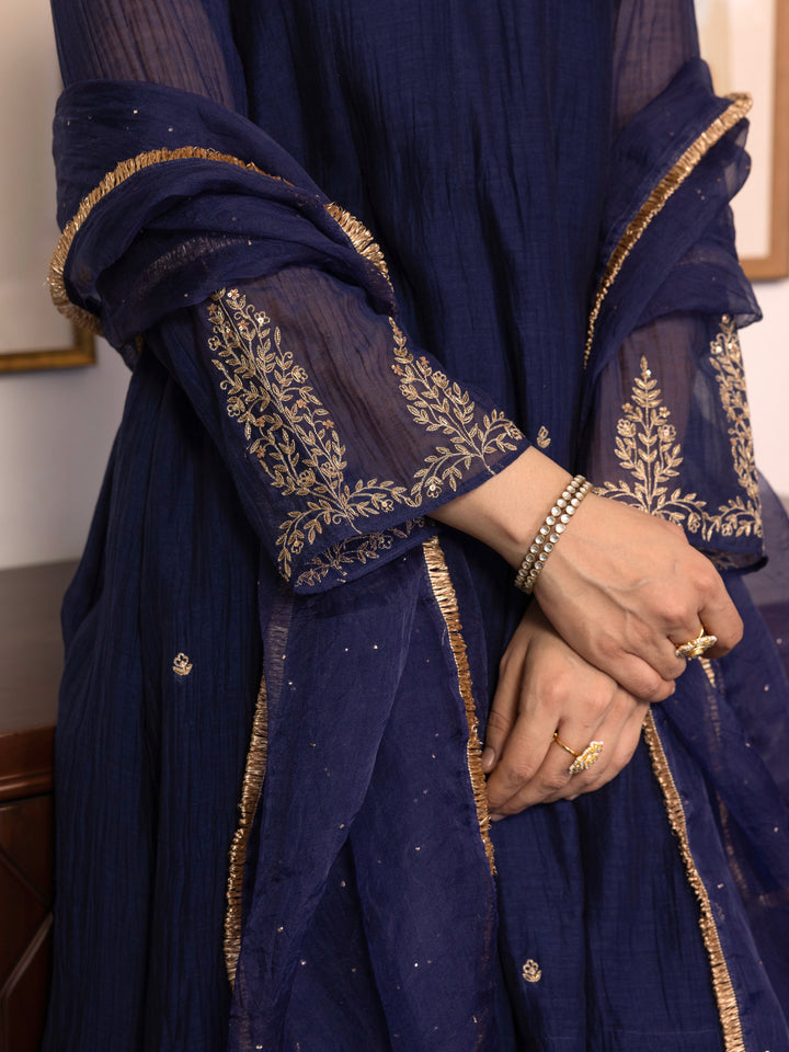 Ayesha Dastaan Kurta Set