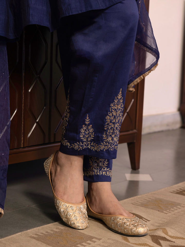 Ayesha Dastaan Kurta Set