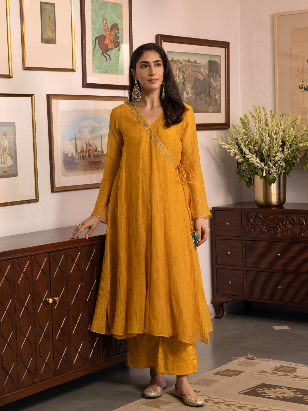 Rekha Dastaan Angrakha Kurta Set