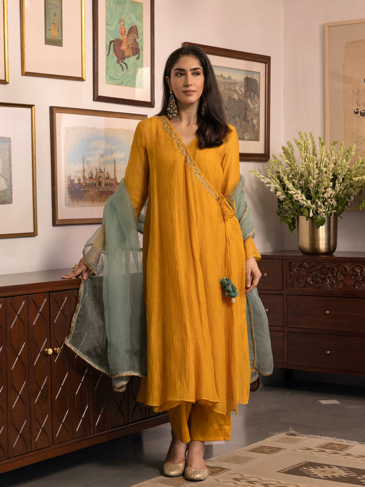 Rekha Dastaan Angrakha Kurta Set
