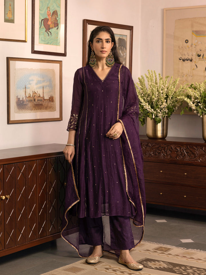 Saira Dastaan Kurta Set