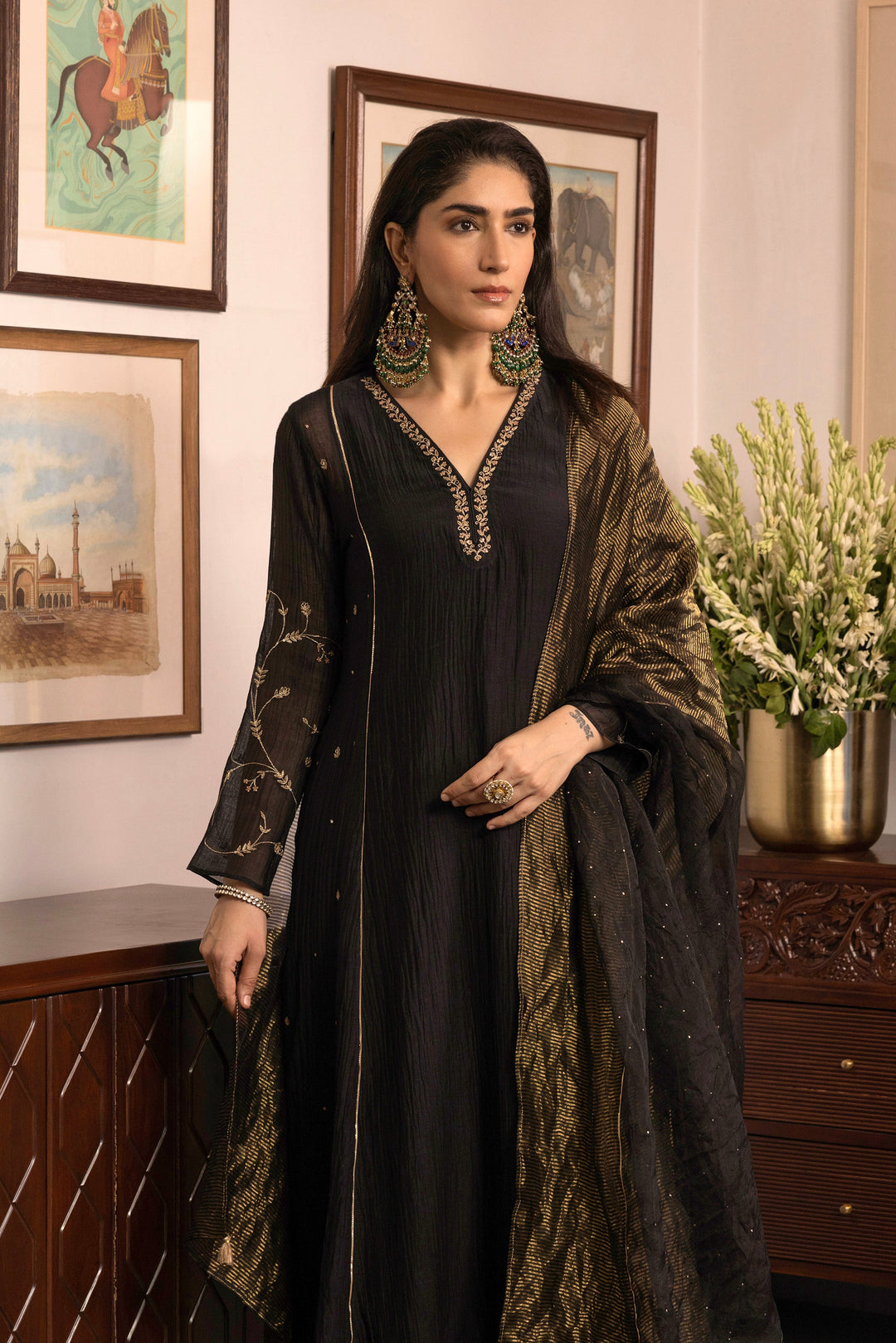 Shabana Dastaan Kurta Set