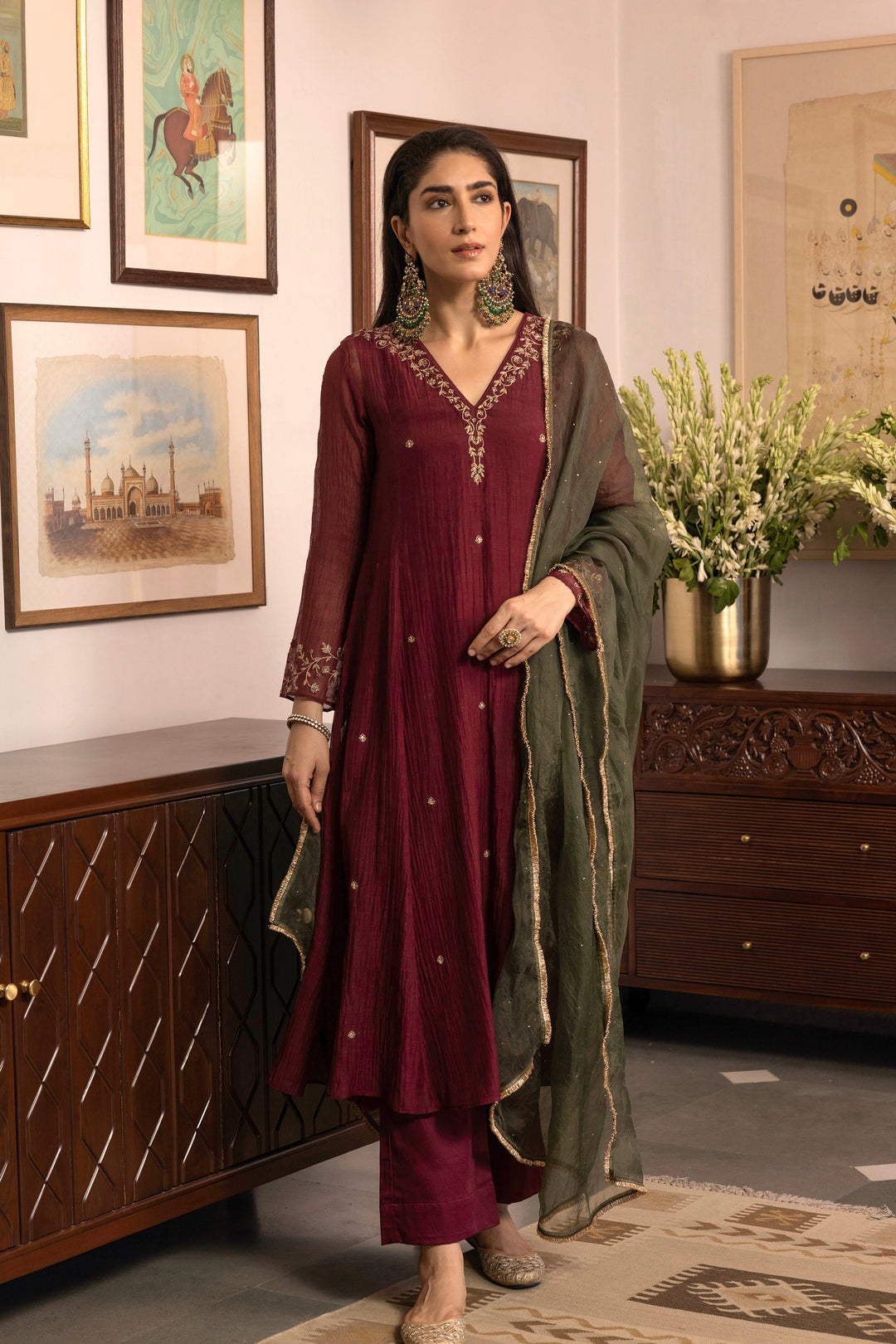 Zeenat Dastaan Kurta Set