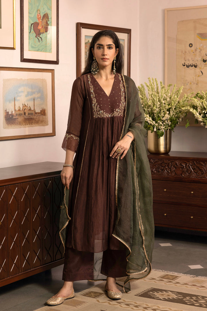 Malini Dastaan Kurta Set