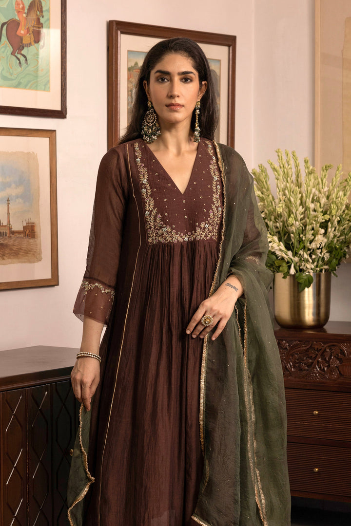 Malini Dastaan Kurta Set