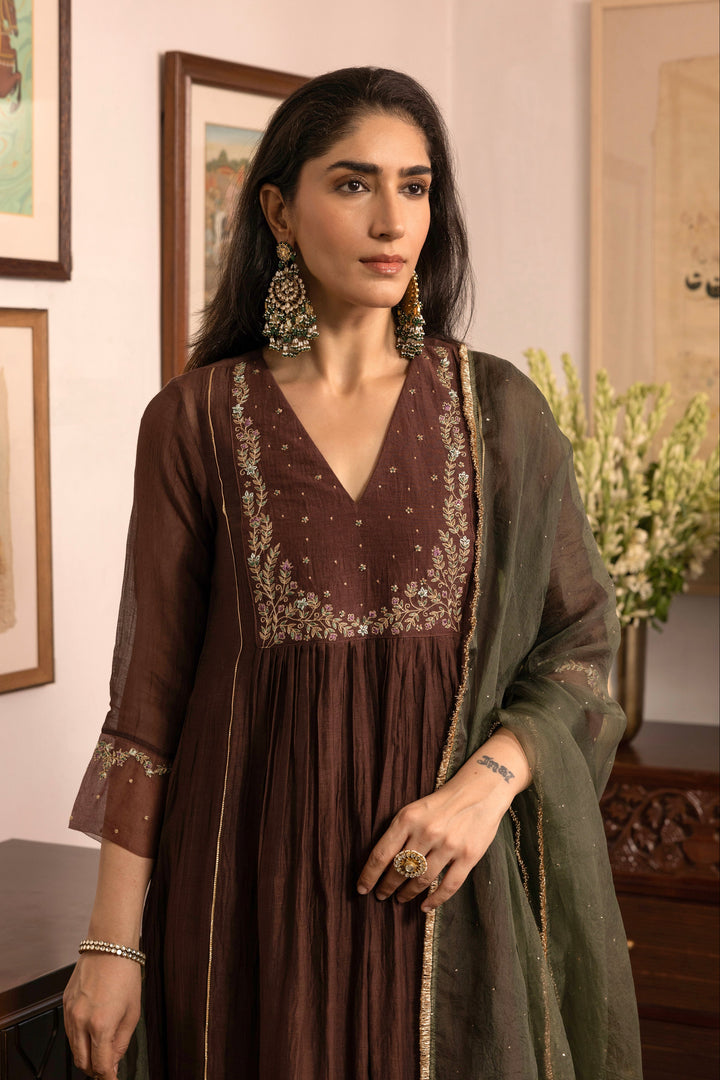Malini Dastaan Kurta Set