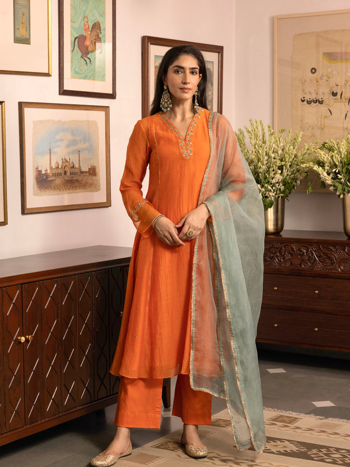 Mumtaz Dastaan Kurta Set