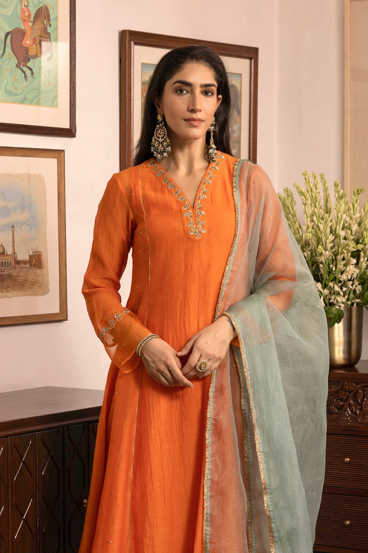 Mumtaz Dastaan Kurta Set