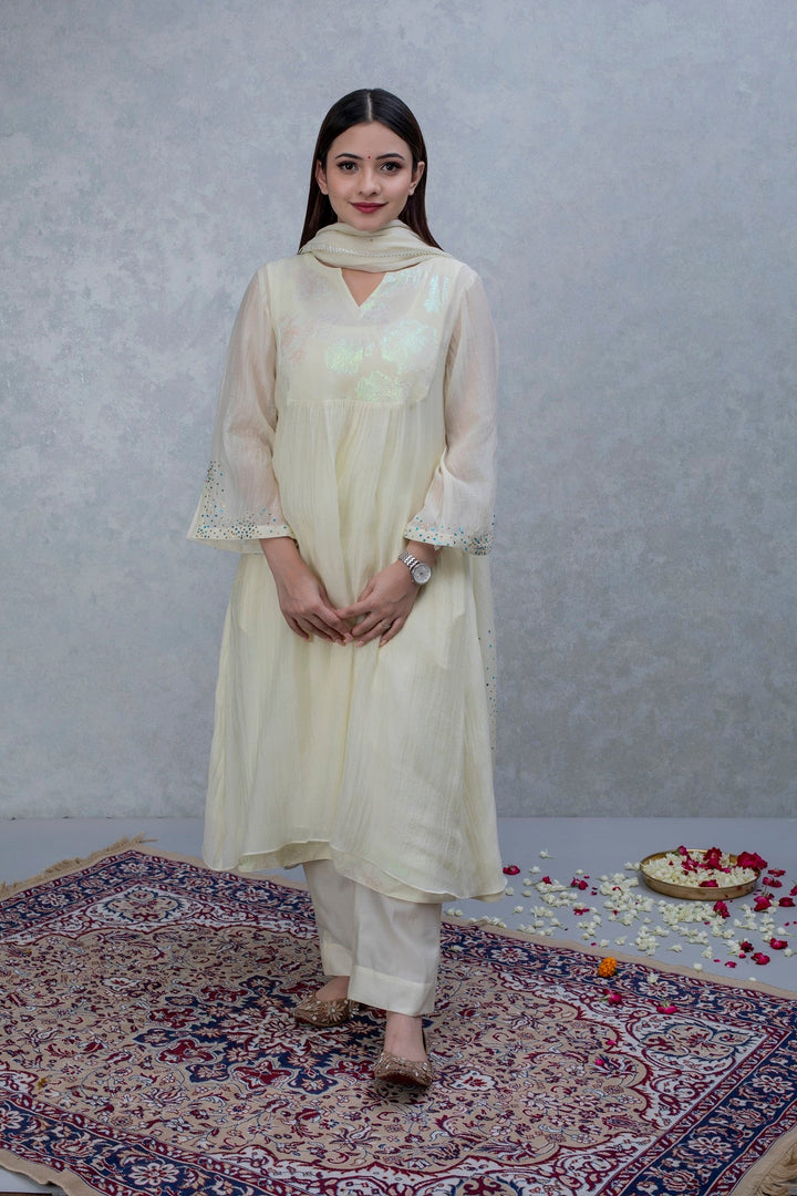 Off-white patch work chanderi suit set - Set of 2