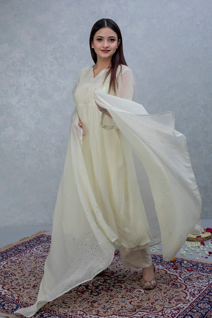 Off-white patch work chanderi suit set - Set of 2